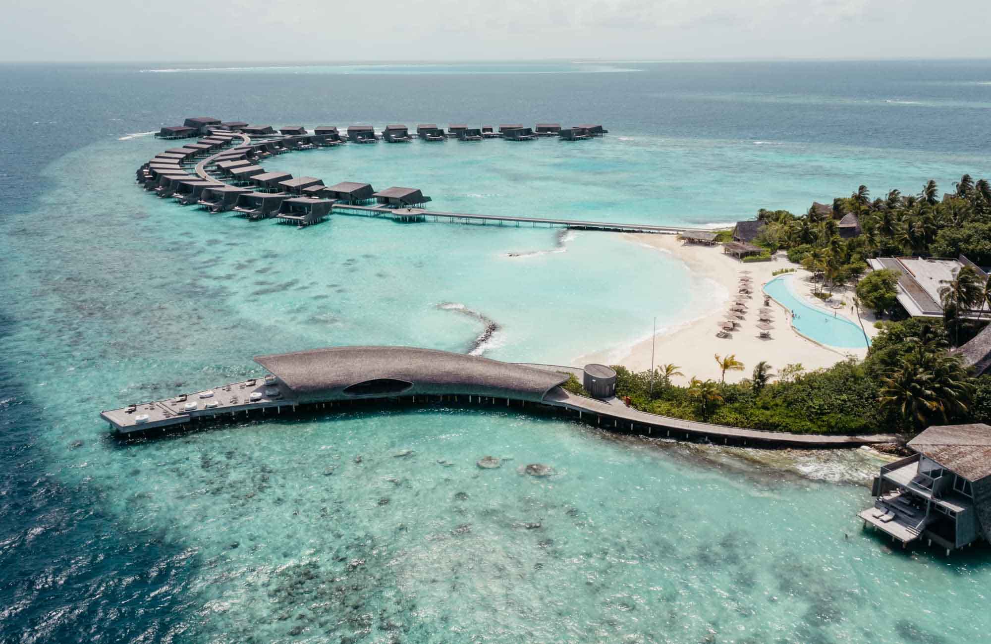  WHAT IT'S REALLY LIKE STAYING AT THE ST REGIS MALDIVES