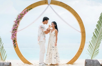 Proposals & Weddings